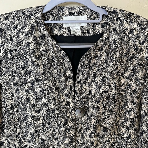 Casual Corner Vintage Long Blazer Black & Beige 3 Button Front Women’s Sz 10 - Picture 5 of 14